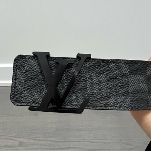 LV INITIALES BELT - Picture 7 of 13